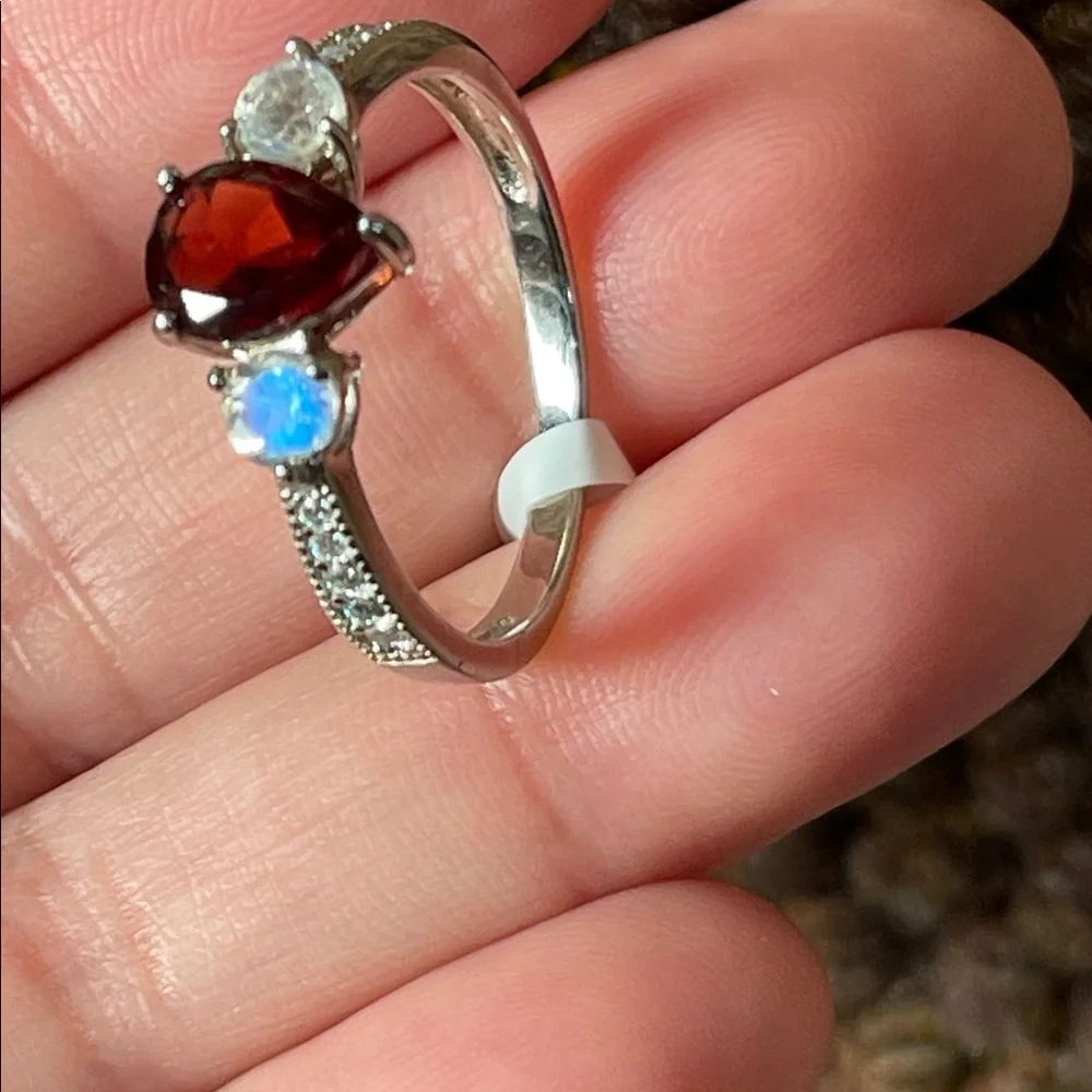 NWT Natural Garnet & Moonstone Gemstone Ring in 925 Sterling Silver Size 9 - Picture 6 of 7